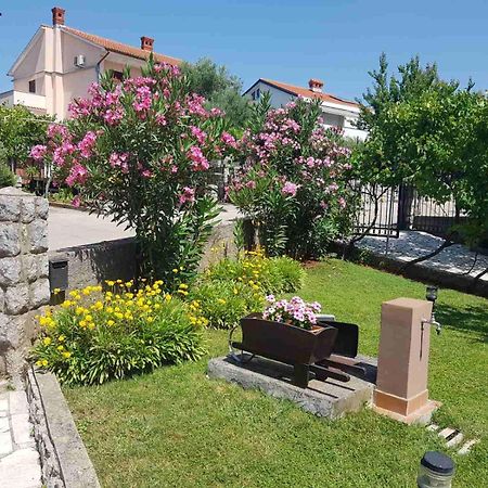 Apartments Mira Krk Krk Town Extérieur photo