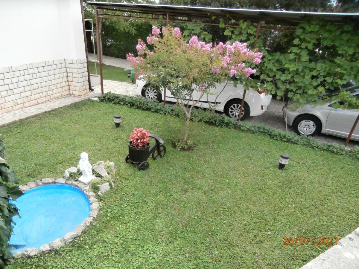 Apartments Mira Krk Krk Town Extérieur photo