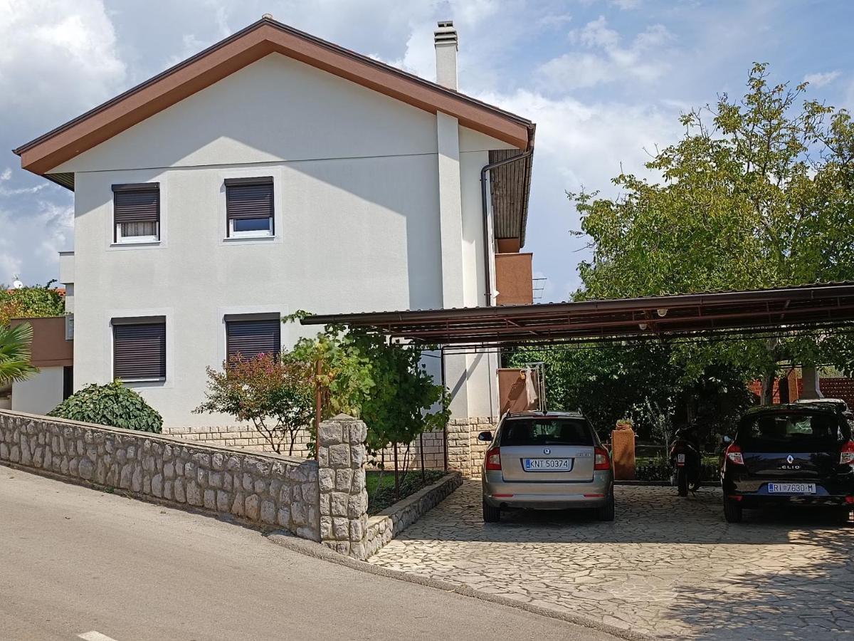 Apartments Mira Krk Krk Town Extérieur photo